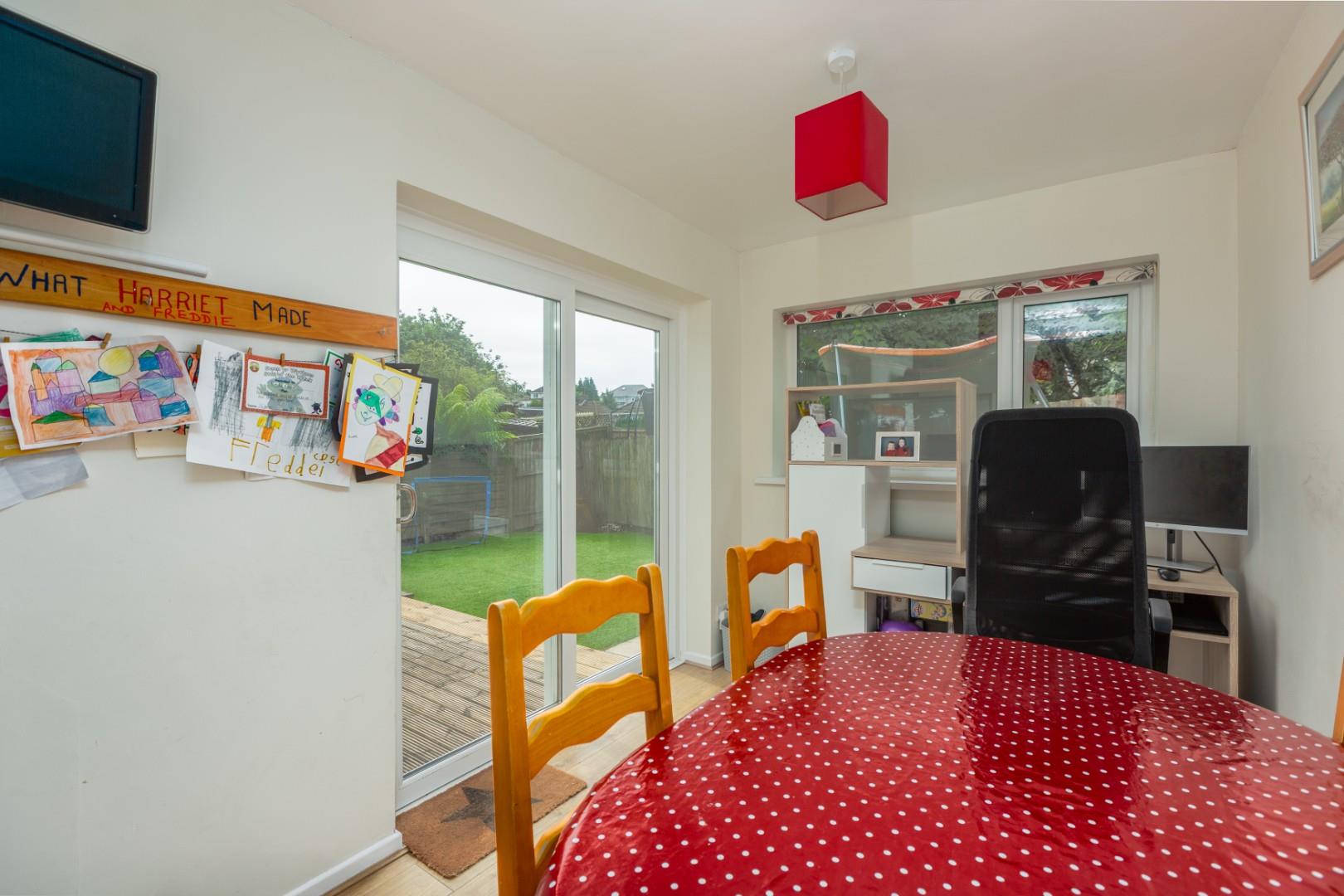 St. Andrews Close, Mayals, Swansea, SA3 5DZ